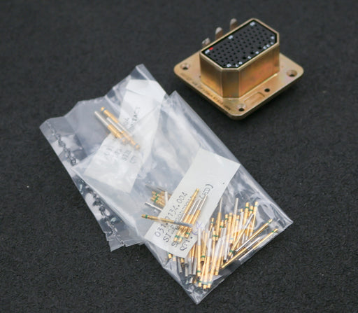 Bild des Artikels ITT-CANNON-Spezieller-Steckverbinder-für-67Pin-Typ-DPXBMA-67-33S-0004