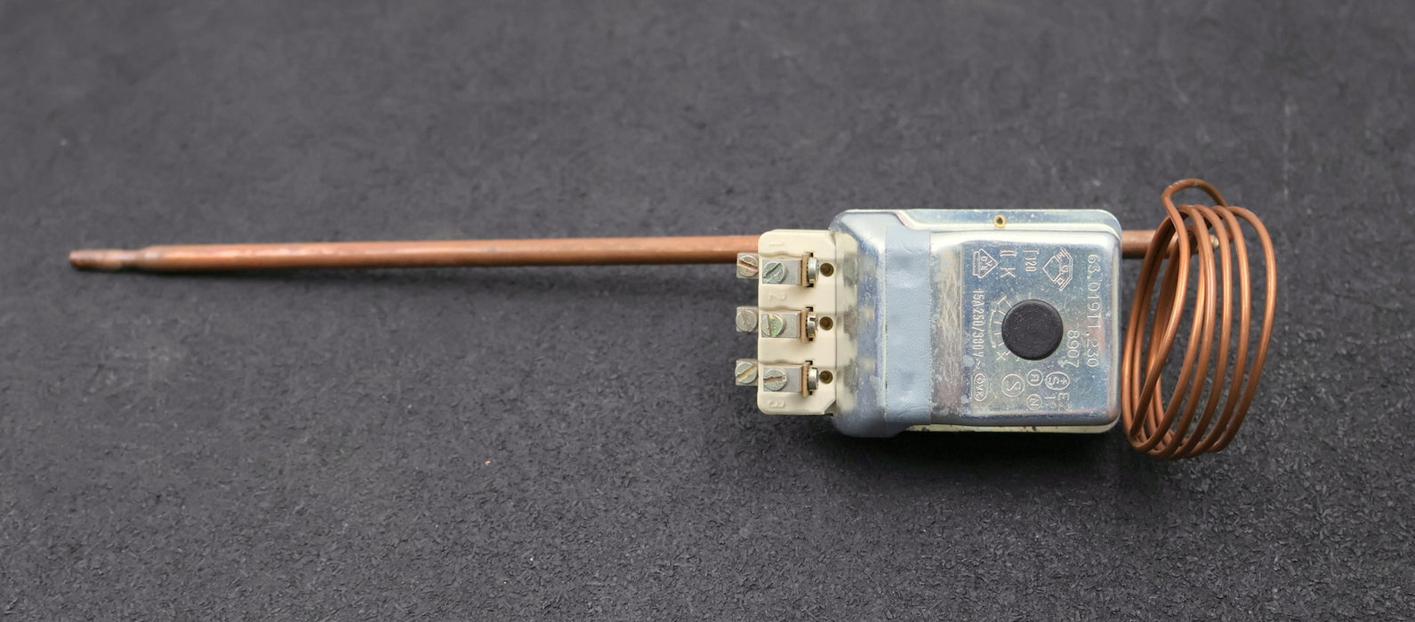 Bild des Artikels TRITON-BELCO-Temperatur-Begrenzer-T120-63.01911.230-8907-15A-230/380VAC