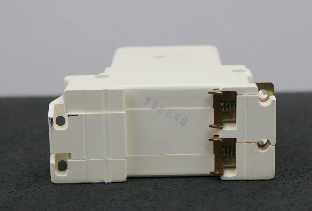 Bild des Artikels AEG-Schutzschalter-ELFA-E8-440VAC-BM-G-0,75A-unbenutzt