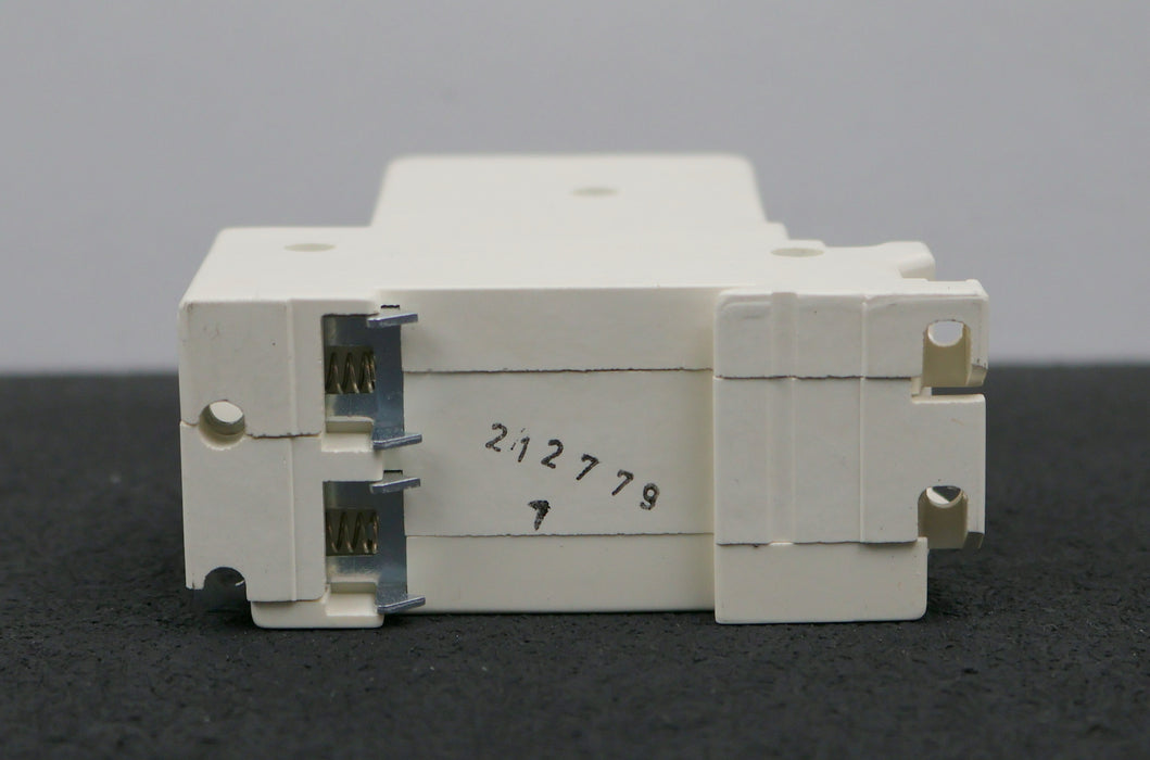 Bild des Artikels AEG-Schutzschalter-ELFA-E8-440VAC-BM-G-01A-unbenutzt