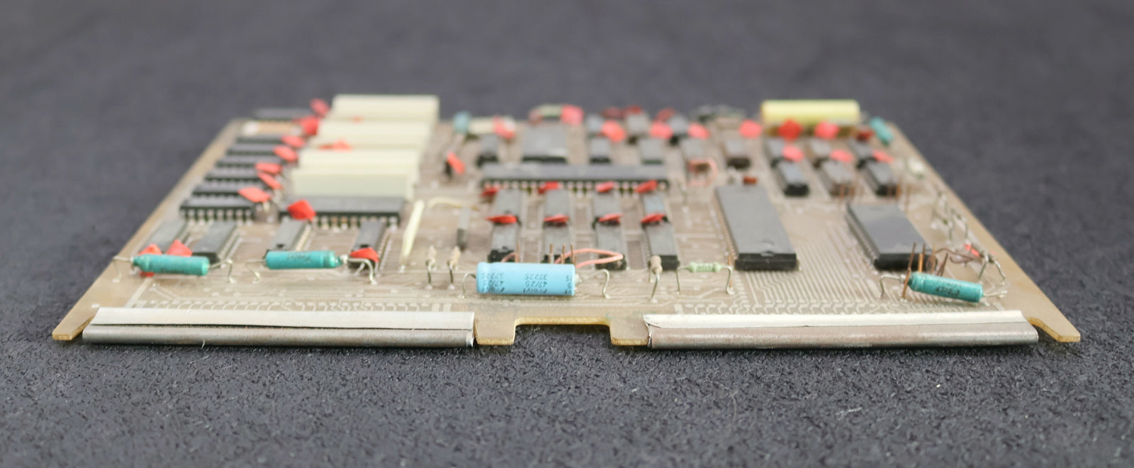 Bild des Artikels VEM-NUMERIK-RFT-Einschubplatine-012-7105-NKM-RFT-55355-K1520-7105-OHNE-EPROMs