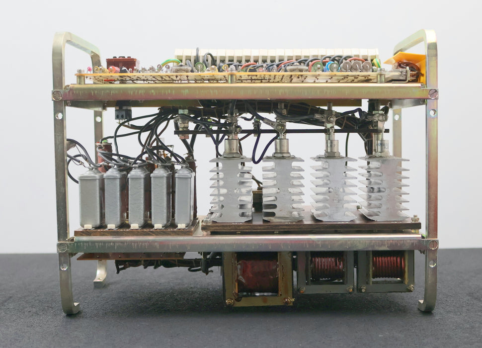 Bild des Artikels VEM-NUMERIK-Umrichter-10-EGGh-180/20-TGL-Eingang-220VAC-50Hz-25A-Platine-IRK-241