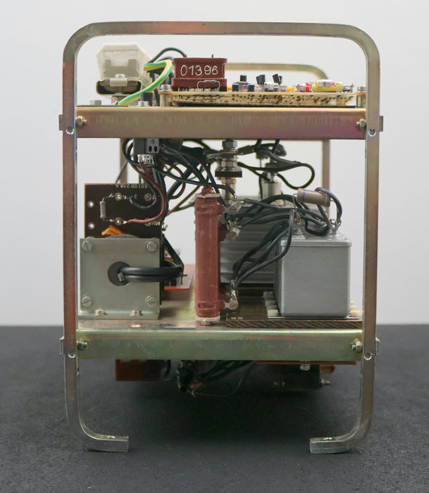 Bild des Artikels VEM-NUMERIK-Umrichter-10-EGGh-180/20-TGL-Eingang-220VAC-50Hz-25A-Platine-IRK-241