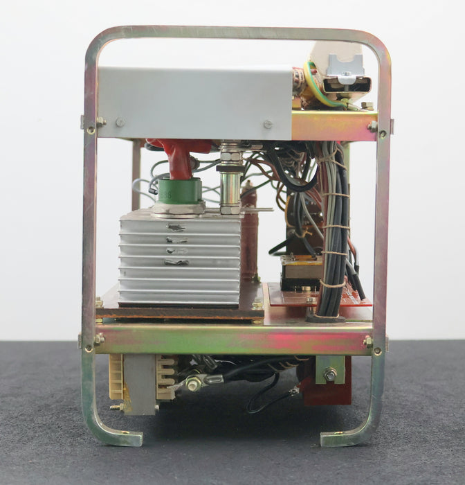 Bild des Artikels VEM-NUMERIK-Umrichter-ET1AB14-EGGh-310/30-Eingang-380VAC-50Hz-37A-Platine-IRK241