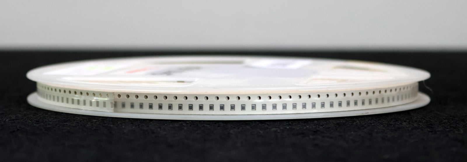 Bild des Artikels FIRSTOHM-5000x-SMD-Widerstand-180000-Ohm-CP12-Model-1/8W-7"-unbenutzt