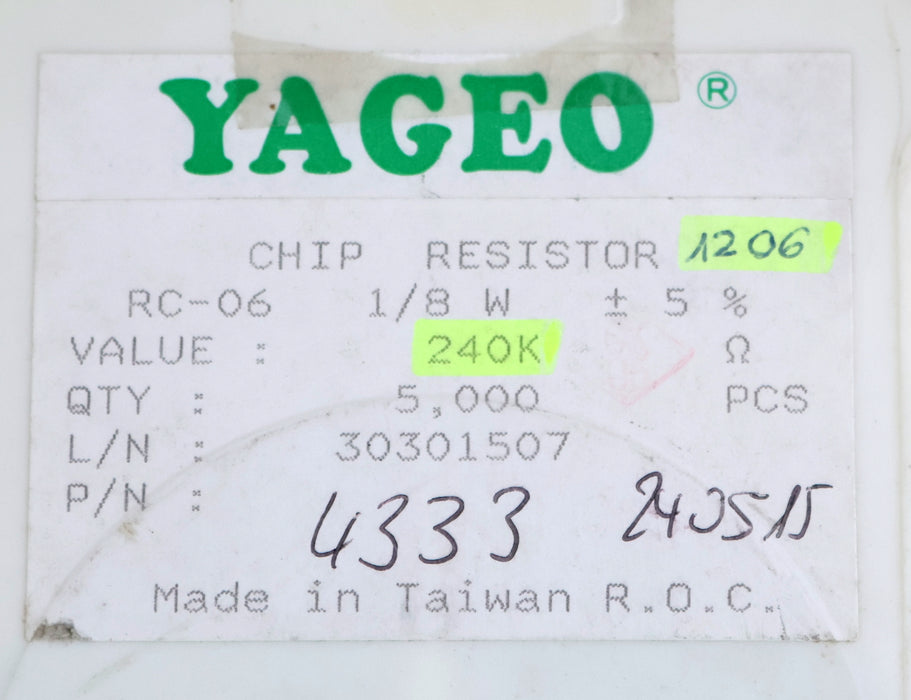 Bild des Artikels YAGEO-4500x-SMD-Widerstand-240000-Ohm-1206-Model-RC-06-1/8W-7"-unbenutzt