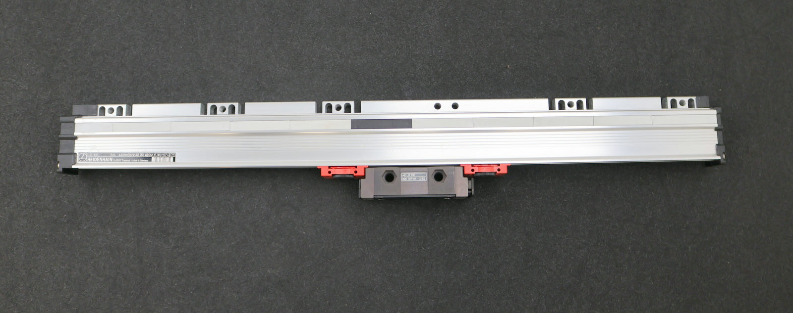 Bild des Artikels HEIDENHAIN-Glasmassstab-Linear-Encoder-LS-106-ML-440-ID-336958-40-mit-Lesekopf