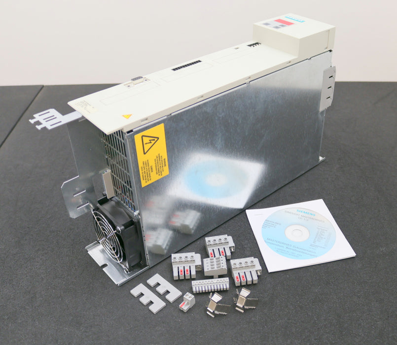 Bild des Artikels SIEMENS-MASTERDRIVES-6SE7018-0EP50-Input-380-480VAC-50/60Hz-8A-unbenutzt