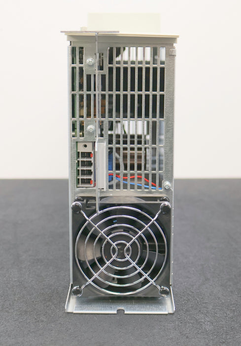 Bild des Artikels SIEMENS-MASTERDRIVES-6SE7018-0EP50-Input-380-480VAC-50/60Hz-8A-unbenutzt