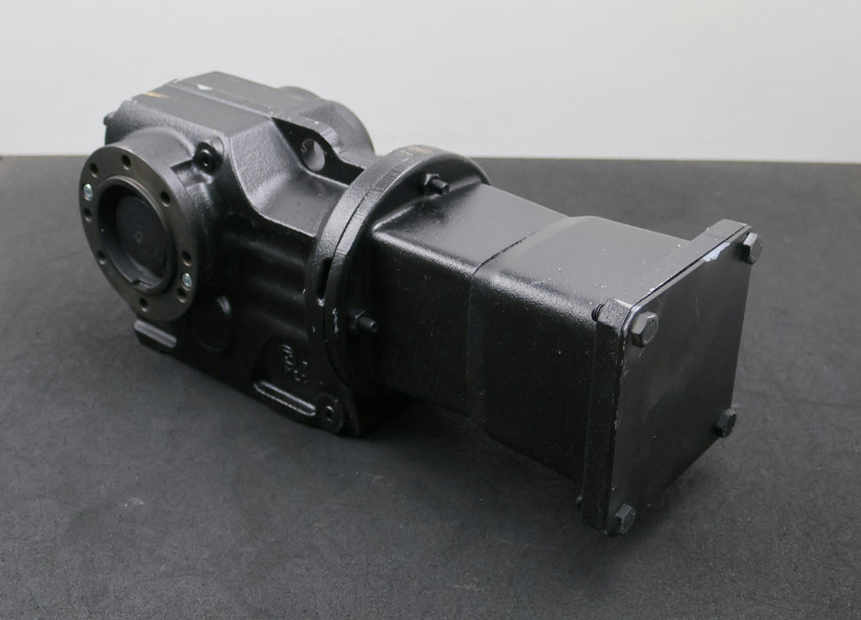 Bild des Artikels SEW-Kegelradgetriebe-KHZ47-AQH140/3-1400/241rpm-max-230Nm-FlanschØ-120mm