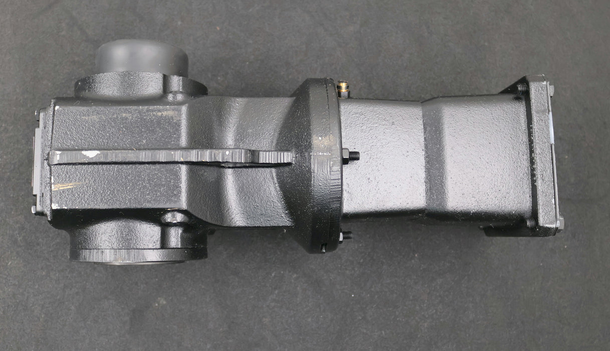 Bild des Artikels SEW-Kegelradgetriebe-KHZ47-AQH140/3-1400/241rpm-max-230Nm-FlanschØ-120mm