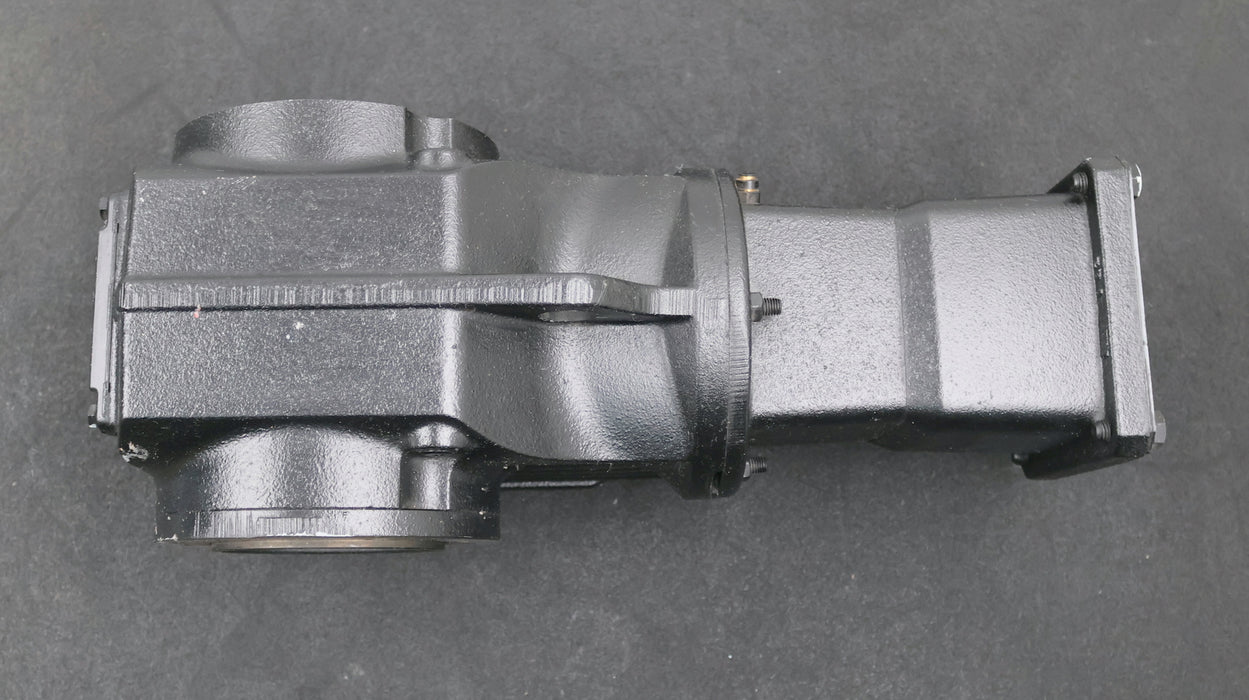 Bild des Artikels SEW-Kegelradgetriebe-KAZ67-AQH140/3-1400/132rpm-max-500Nm-FlanschØ-155mm