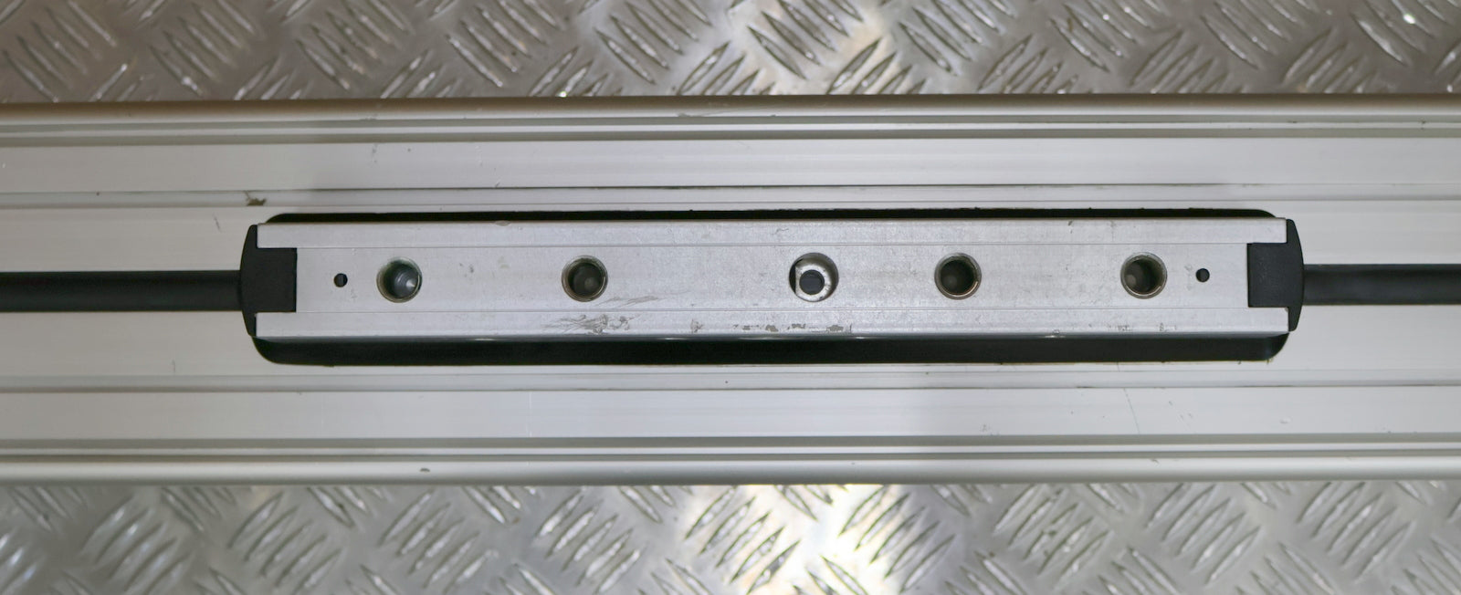 Bild des Artikels FESTO-Linearantrieb-DGC-K-80-1100-PPV-A-GK-Mat.Nr.-1312506-KolbenØ-80mm