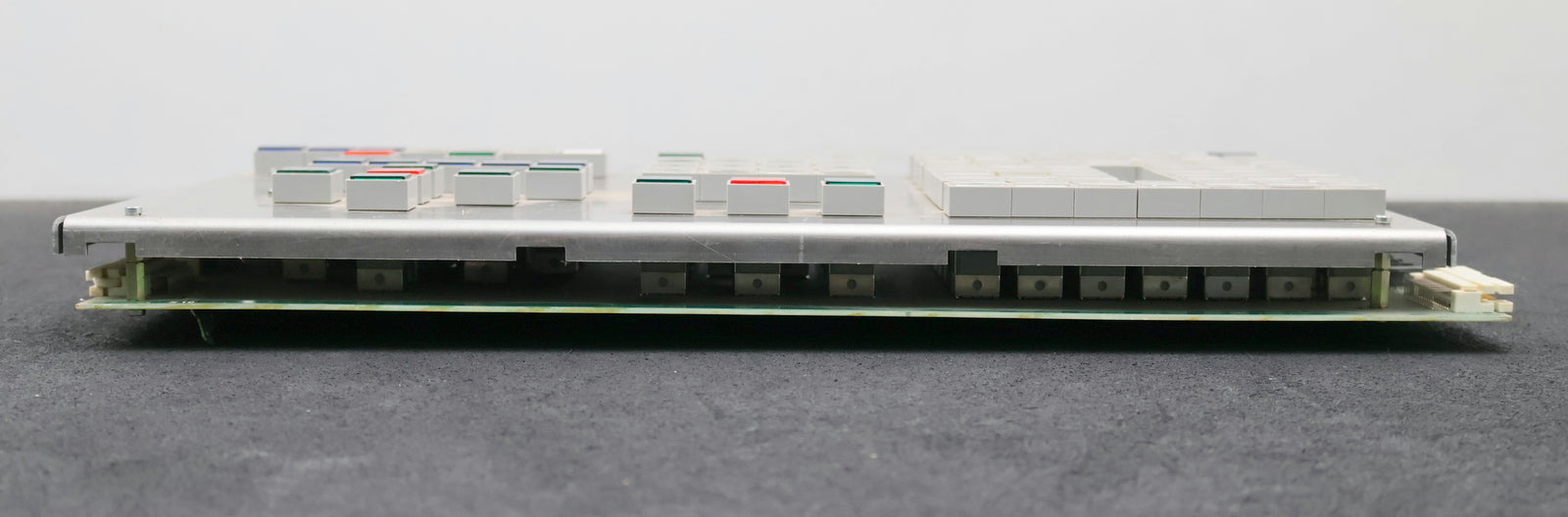 Bild des Artikels VEM-NUMERIK-189744-RFT-DDR-Tastatur-Platine-413931-1-NKM-gebraucht