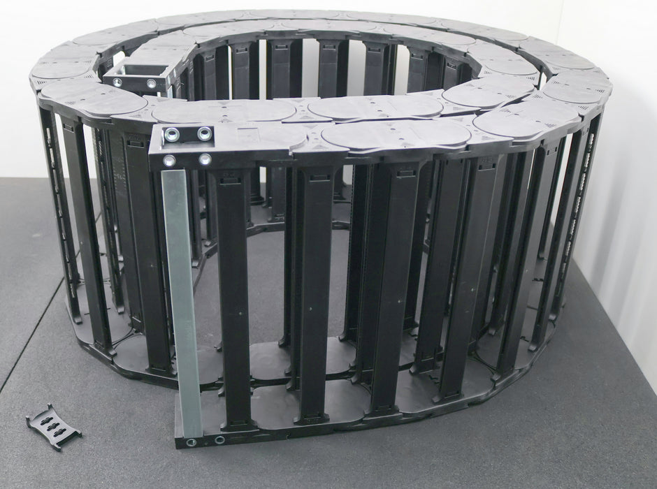 Bild des Artikels IGUS-3,7m-Energiekette-E4.56.01-E4.56.02.200-E4.561.10-Innenmaß-350x56mm