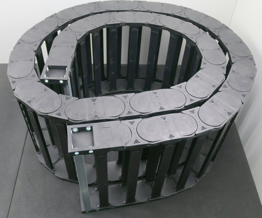 Bild des Artikels IGUS-3,7m-Energiekette-E4.56.01-E4.56.02.200-E4.561.10-Innenmaß-350x56mm