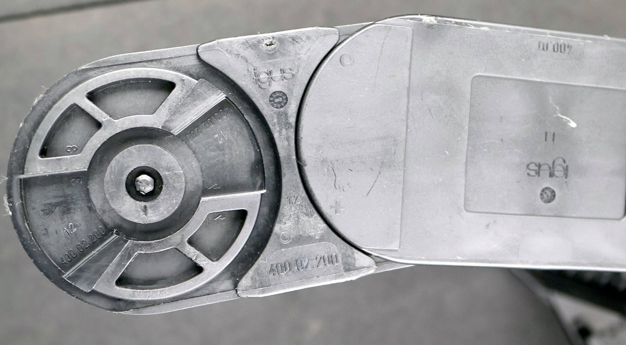 Bild des Artikels IGUS-104cm-Energiekette-400.01-400.02.200-Innenmaß-353x55mm-unbenutzt