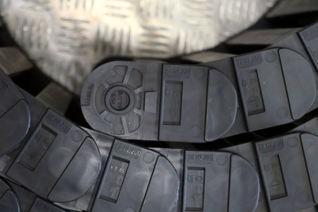 Bild des Artikels IGUS-5,5m-Energiekette-28.02.200-385.25-Innenmaß-250x32mm-unbenutzt