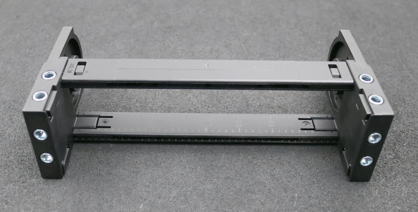 Bild des Artikels IGUS-KMA-Anschlußelement-39000.10-Innenmaß-210x42mm-Außenmaß-233x63x114mm