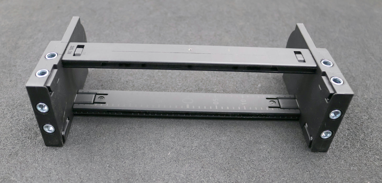 Bild des Artikels IGUS-KMA-Anschlußelement-39000.20-Innenmaß-210x42mm-Außenmaß-233x63x114mm