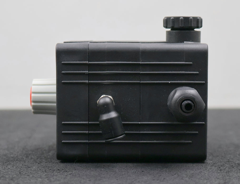 Bild des Artikels EMEC-pneumatische-Dosierpumpe-QAC-0606-EP+SS-Luftbedarf:-0,020l-unbenutzt