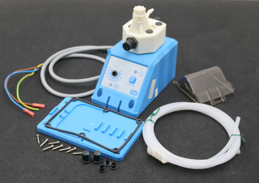 Bild des Artikels EMEC-Dosierpumpe-Model-PUMP-FCL-121,5-FP-230VAC-1,50l/h-0,40gph-0,07A-230VAC