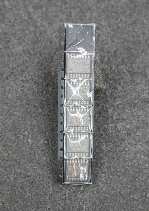 Bild des Artikels MOTOROLA-5x-Microprozessor-MC68HRC705-unbenutzt-in-OVP
