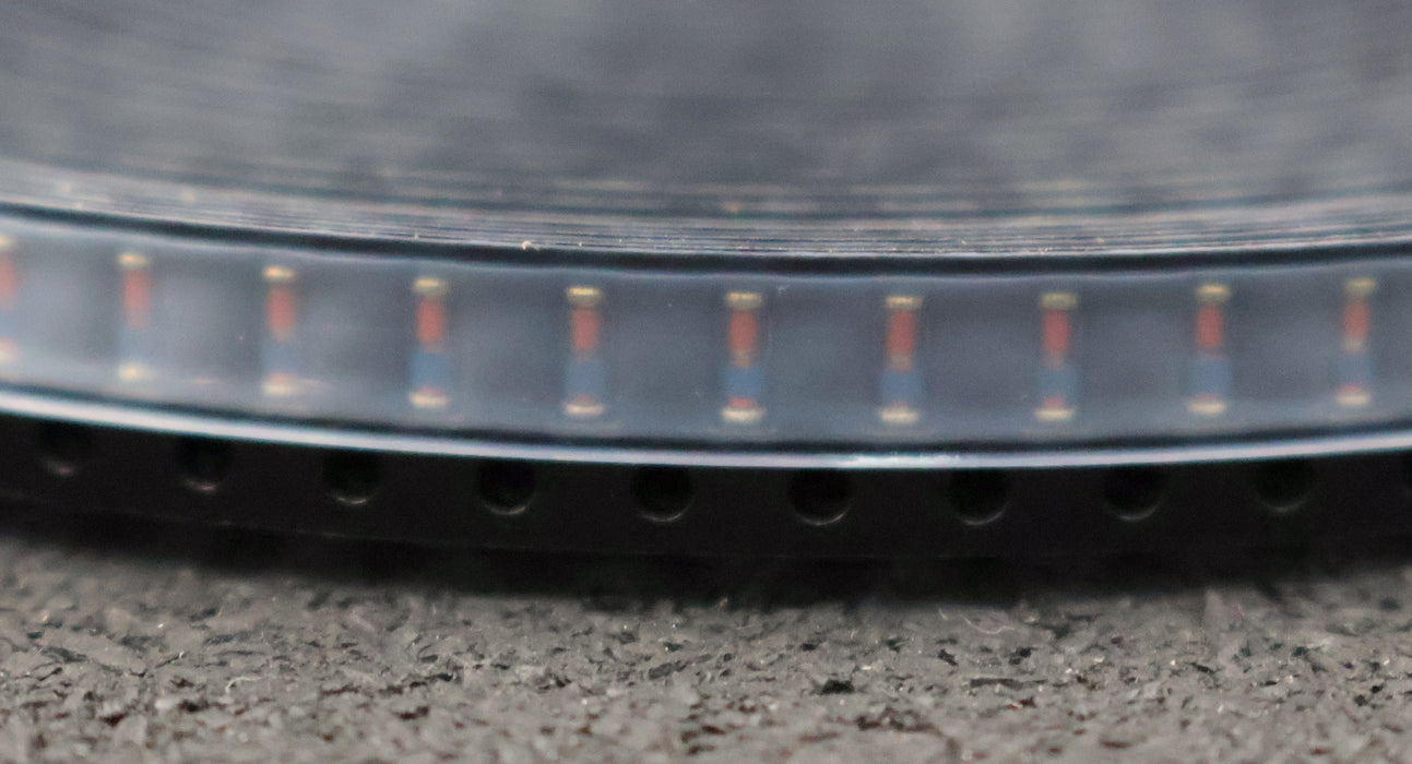 Bild des Artikels FARNELL-1000x-Zener-Dioden-ZMM3.6-GURT-unbenutzt-in-OVP