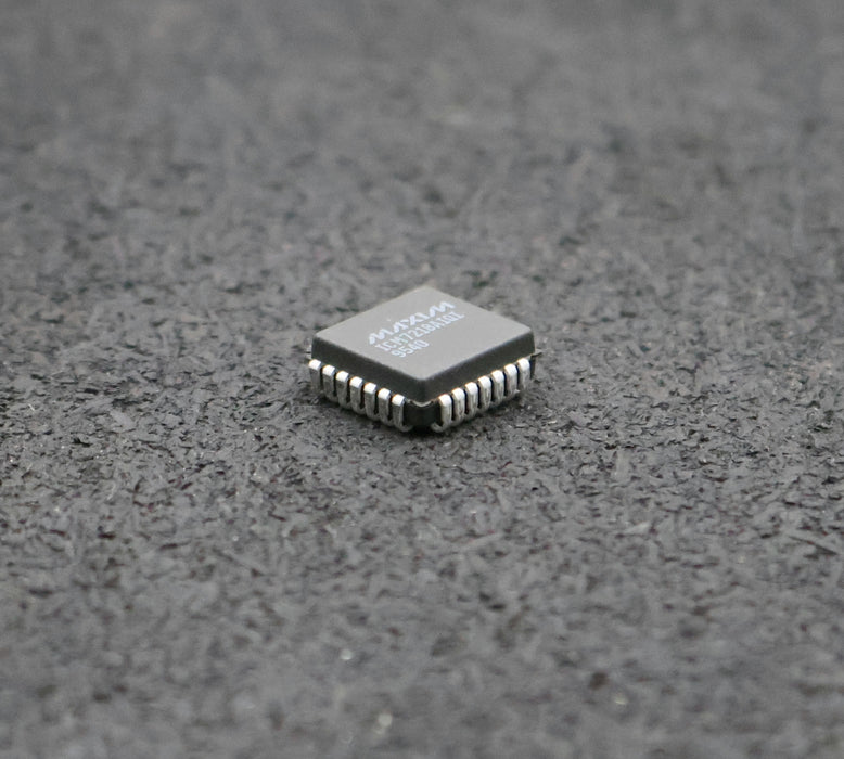 Bild des Artikels MAXIM-24x-Displaytreiber-ICM7218AIQI-unbenutzt-in-OVP