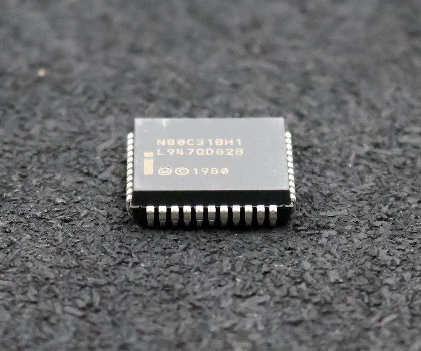 Bild des Artikels 25x-8-bit-Control-oriented-Microcontrollers-N80C31BH1-unbenutzt-in-OVP