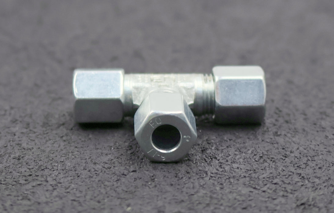 Bild des Artikels 8x-T-Verschraubung-aus-Stahl-für-6mm-Rohre-unbenutzt