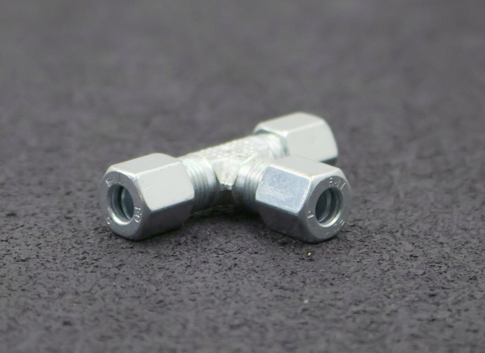 Bild des Artikels 8x-T-Verschraubung-aus-Stahl-für-6mm-Rohre-unbenutzt