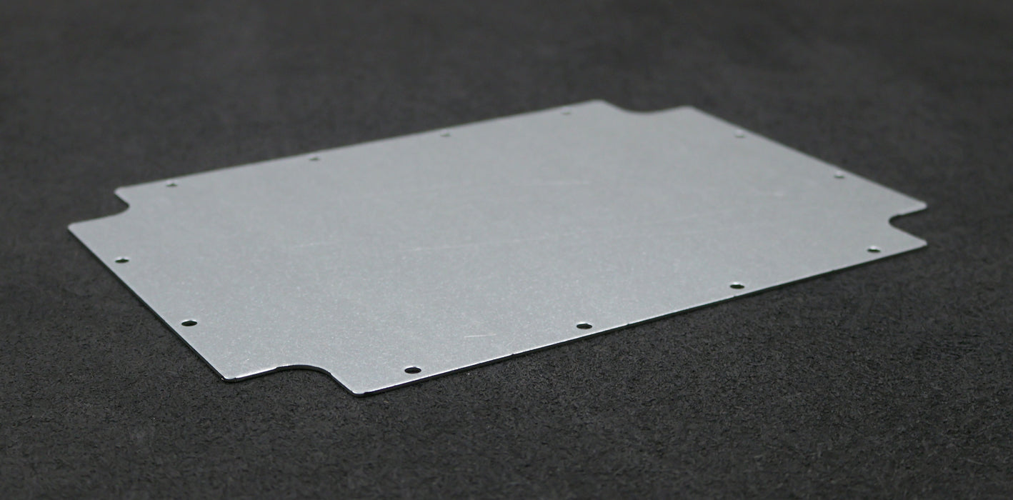 Bild des Artikels OLAN-Rückplatte-für-Gehäuse-OL20063-Maße-300x220x1,5mm-unbenutzt
