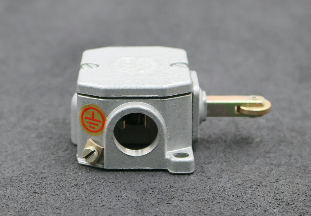 Bild des Artikels ROBOTRON-2x-Schaltkontakt-GWU-1R-Stahlausführung-500VAC-6A-unbenutzt-in-OVP