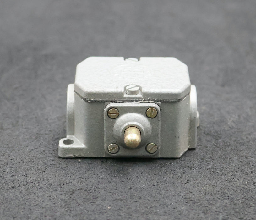 Bild des Artikels ROBOTRON-2x-Schaltkontakt-GWU-1-Stahlausführung-500VAC-6A-unbenutzt-in-OVP