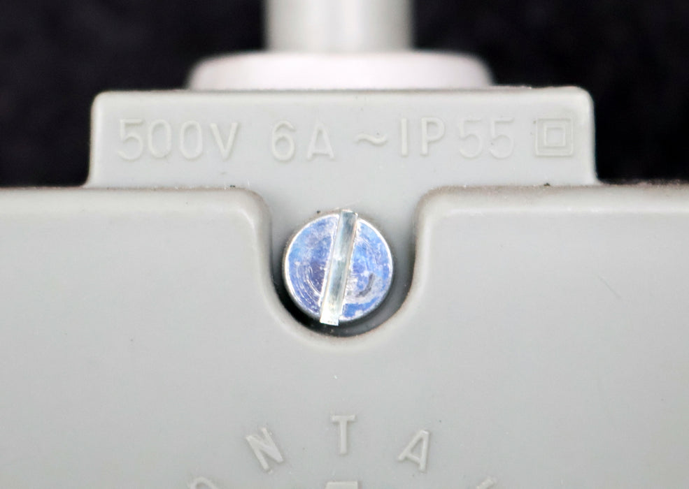 Bild des Artikels ROBOTRON-2x-Schaltkontakt-PWU-1St-500VAC-6A-unbenutzt-in-OVP-Gewicht-300g