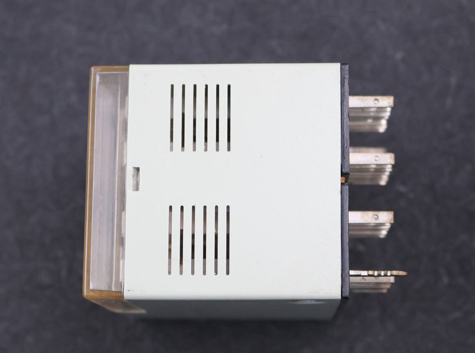 Bild des Artikels VEB-RELAISTECHNIK-Relais-RELOG-4-RH-40-110V-50Hz-IP40-gebraucht