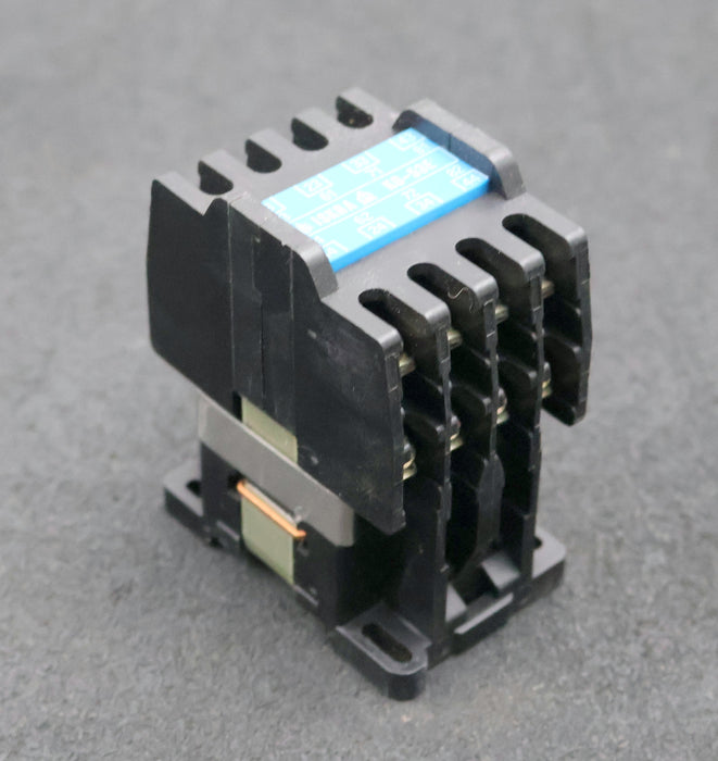 Bild des Artikels ISKRA-Leistungsschütz-K0-53E-Spulenspannung-220V-50Hz-6A-380VAC-4A-500VAC