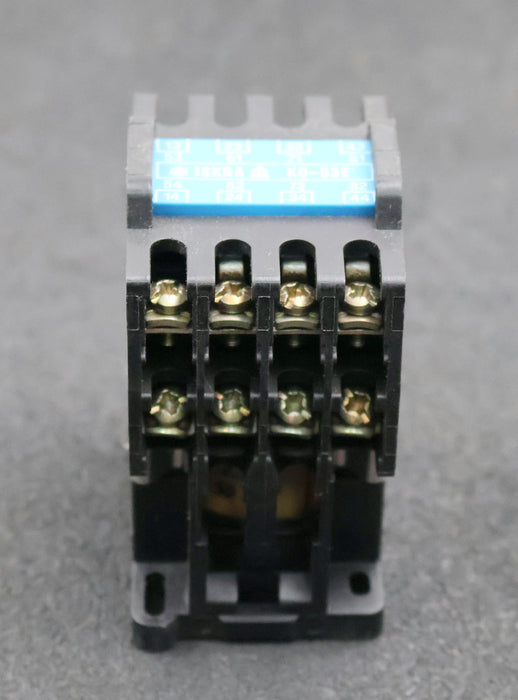 Bild des Artikels ISKRA-Leistungsschütz-K0-53E-Spulenspannung-220V-50Hz-6A-380VAC-4A-500VAC