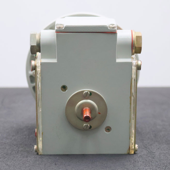 Bild des Artikels VEB-ELMO-HARTHA-DDR-Tachogenerator-Typ-1632.2-100V-0,02A-3000U/min-IP44