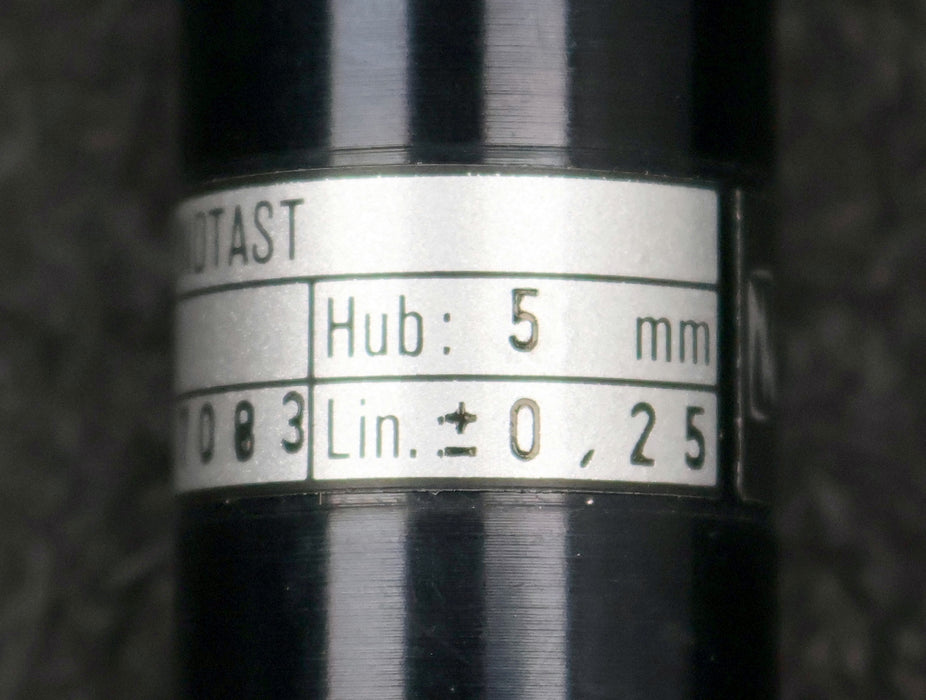 Bild des Artikels NOVOTECHNIK-LINOTAST-Induktiver-Wegaufnehmer-Typ-F-205-Hub-5mm-Lin.-0,25-24VDC