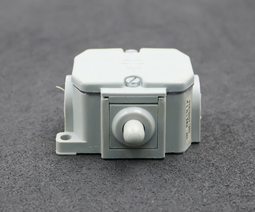 Bild des Artikels ROBOTRON-Schaltkontakt-PWA-1-St-Z-w-500VAC-6A-unbenutzt