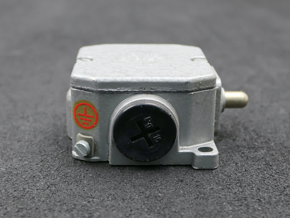 Bild des Artikels ROBOTRON-Schaltkontakt-GWE-2-Stahlausführung-500VAC-6A-unbenutzt-in-OVP