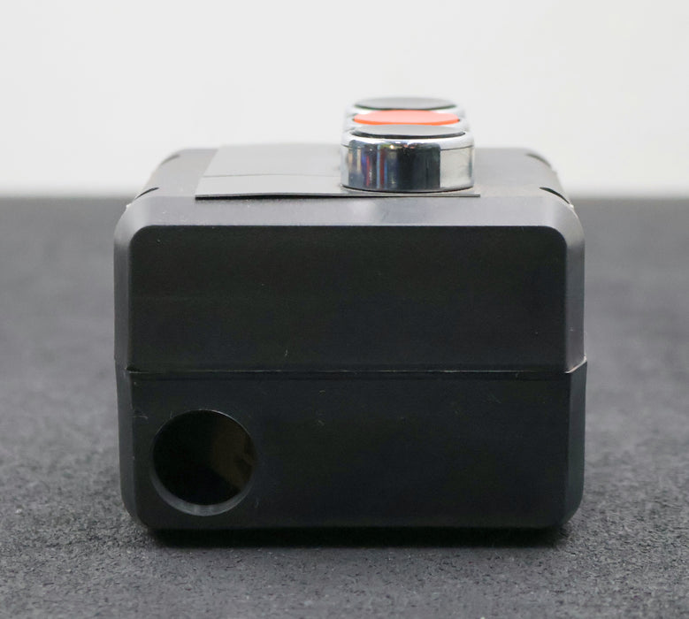 Bild des Artikels VEB-ROBOTRON-Elektroschaltgerät-Typ-3345-ELN-13633911-380VAC-6A-220VDC-0,5A