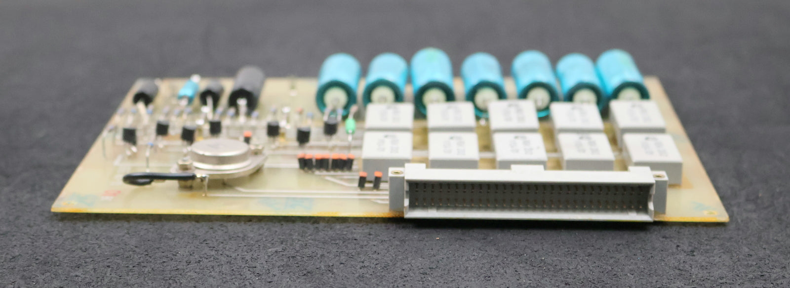 Bild des Artikels RFT-Steuerungsplatine-EFE-65-15.01BO-60347-RFT-gebraucht-voll-funktionsfähig