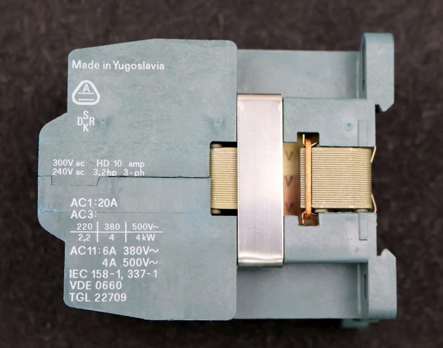 Bild des Artikels ISKRA-Leistungsschütz-K0-80E-20A-Spulenspannung-220V-60Hz-6A-380VAC-4A-500VAC