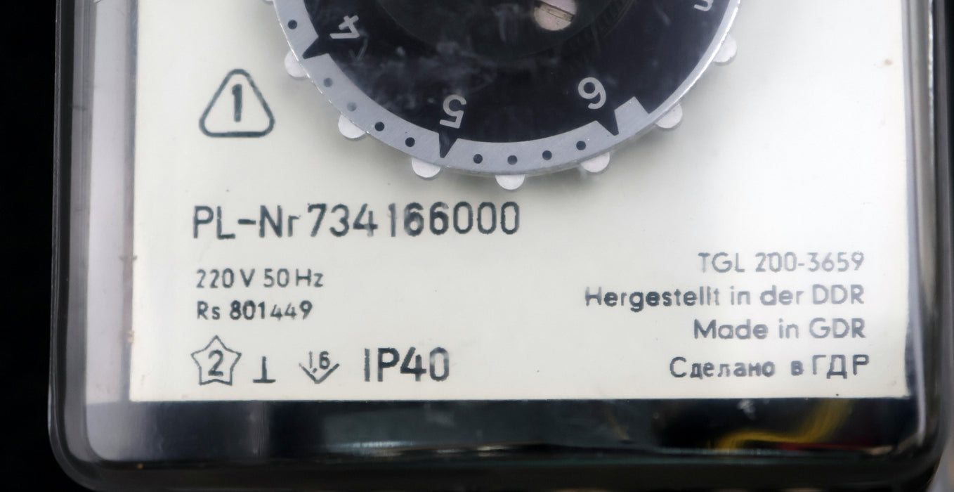 Bild des Artikels EAW-DDR-Zeitrelais-RZw-PL-Nr-734166000-0,4-6min-220V-50Hz-RS801449-unbenutzt