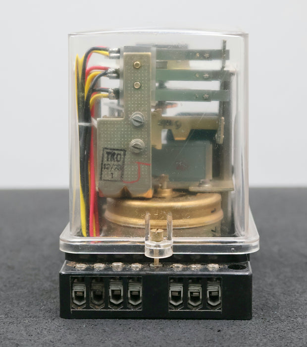 Bild des Artikels EAW-DDR-Zeitrelais-RZw-PL-Nr-734166000-0,4-6min-220V-50Hz-RS801449-unbenutzt