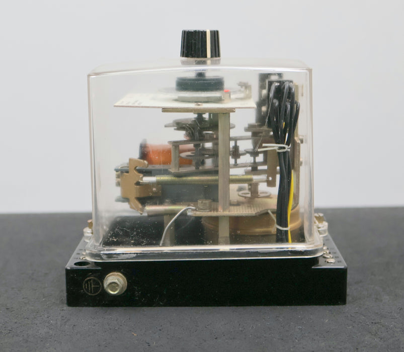 Bild des Artikels EAW-DDR-Zeitrelais-RZw-PL-Nr-734166800-0,4-6min-220V-50Hz-RS801449-unbenutzt