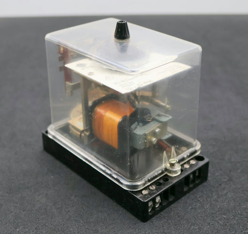 Bild des Artikels EAW-DDR-Zeitrelais-RZw-PL-Nr-734158000-0,2-6min-220V-50Hz-RS801449-unbenutzt